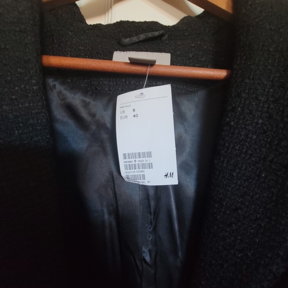 Coat - Picture 3 of 5